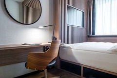 Cozy Small Room