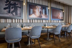 Rein Bar & Restaurant