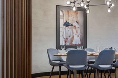 Rein Bar & Restaurant