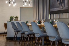 Rein Bar & Restaurant