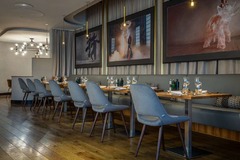 Rein Bar & Restaurant