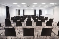 Room V - Theater setup