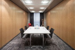 Room B or C, Block with seating