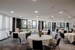 Airfield Lounge