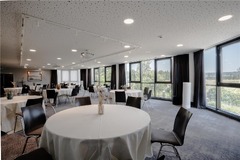 Airfield Lounge