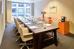 Meeting room Aberdeen boardroom set-up