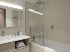 Residence bathroom