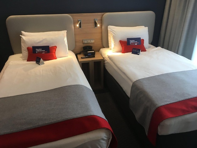 Holiday Inn Express Zürich Airport by IHG