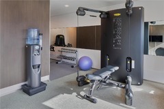 Fitness tower