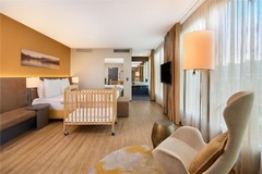 Premium Room with Crib