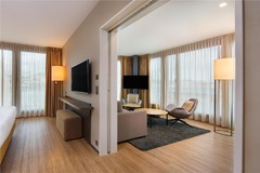 Suite Both Rooms
