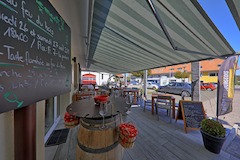 Pavy Lounge Tea Room & Bar à Vin