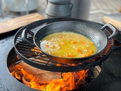 Kürbisrisotto auf dem Feuergrill