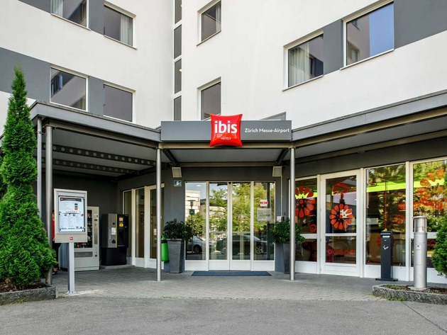 ibis Zurich Messe Airport
