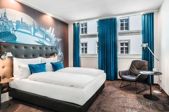 Hotel Motel One Basel - Room