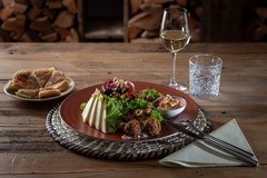 Restaurant Vegistube, vegetarian, vegan, local food, Mezze