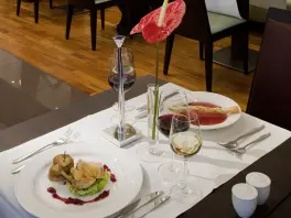 GOURMETBAR, 8152 Opfikon