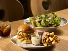 Mama Restaurant Zurich in 8050 Zurich: